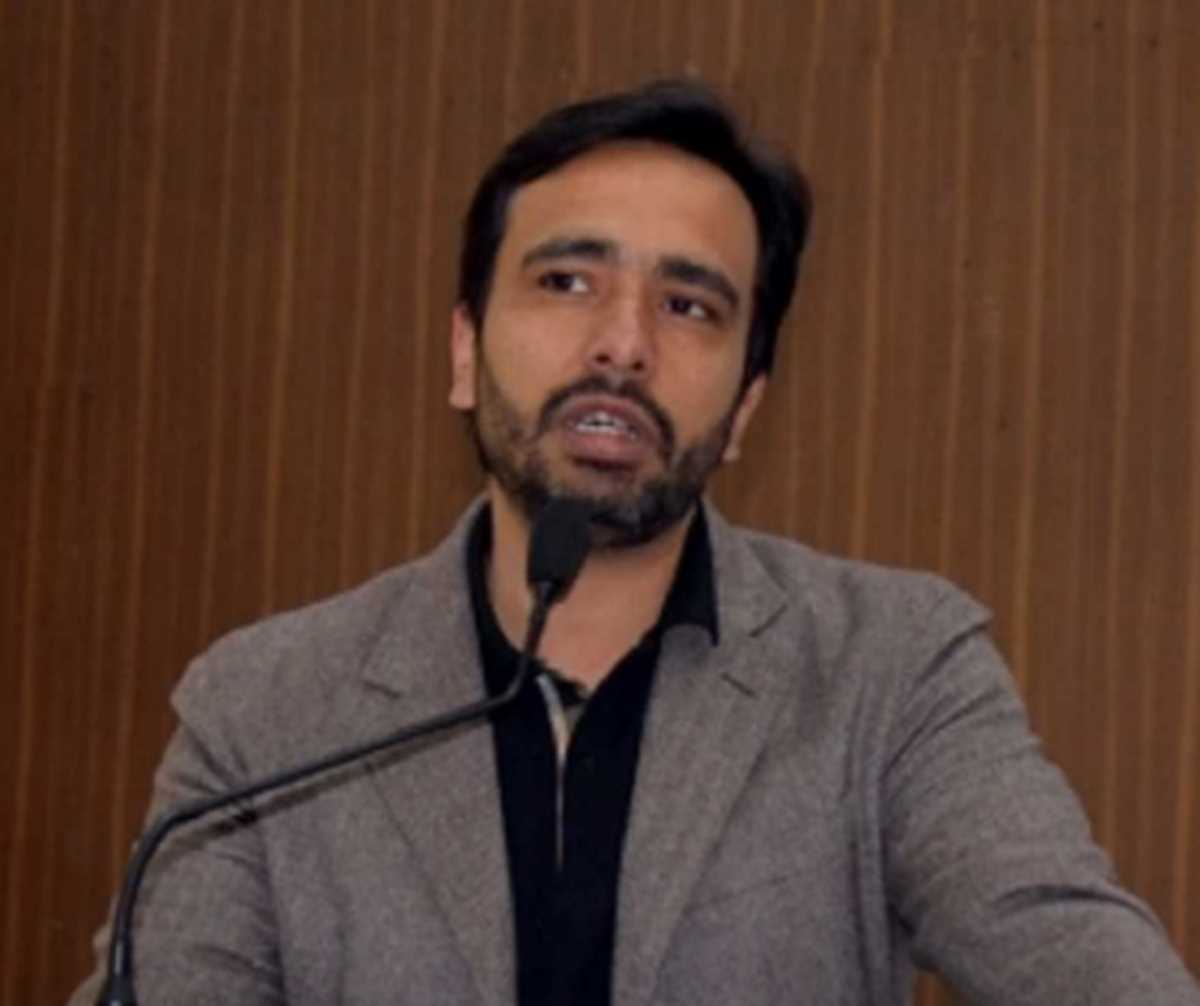 रिक्त पदों पर शीघ्र भर्ती करे सरकार : रालोद